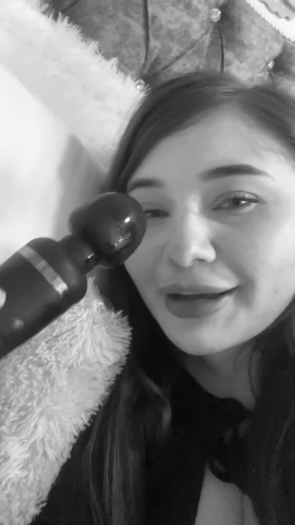 Trying not to shift too much on camera – Camera Shift 😈