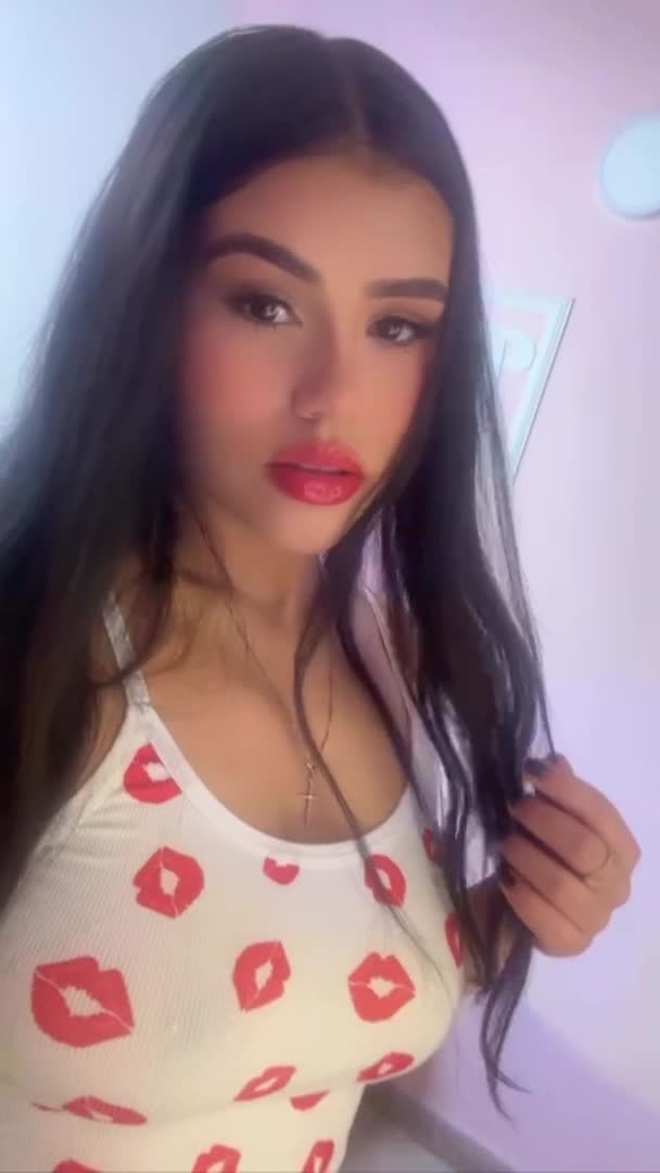 Hot Long Hair TikTok Girls – NSFW Shorts | 51Porn